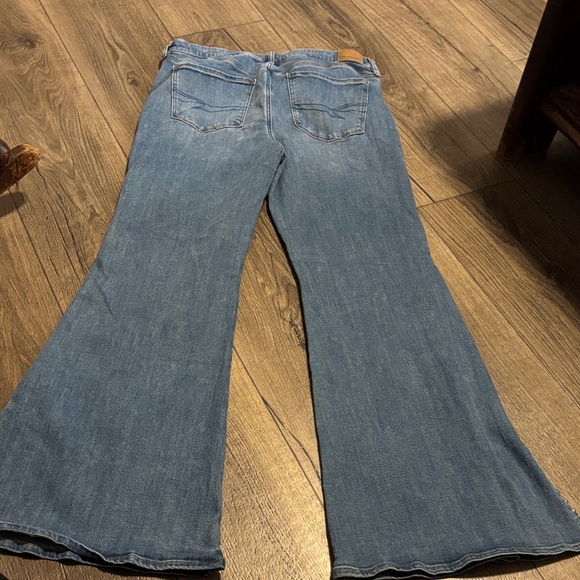 American Eagle Outfitters Women's Boot Cut Jeans - Classic Blue - Picture 4 of 6